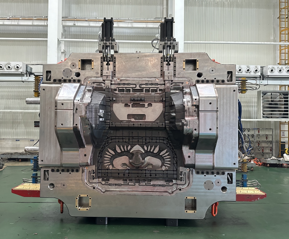 年產(chǎn)400套復(fù)雜精密壓鑄模具。